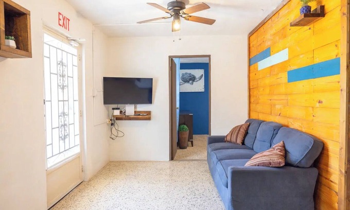 Jobos House | Waves & Chill 2 | Jobos Guest House