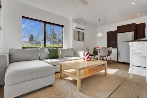 North Beach Apartment | Waves On Walnut # 4-beach Access