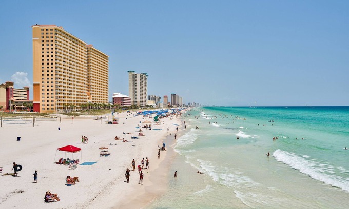 Long Beach Condo | WE ARE LUXURY OCEAN FRONT 2 BEDROOM 2 BATHS UNIT READY TO ACCOMMODATE 8 PEOPLE