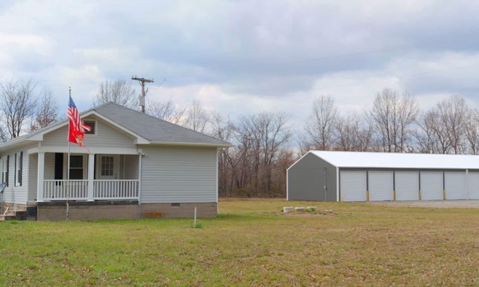 Whittington House | We Bring The Comforts Of Home To The Outdoors!