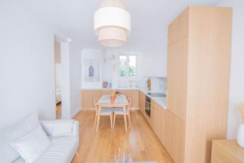 Jardin des plantes Apartment | We Parisian The Latin Quarter Cozy Home