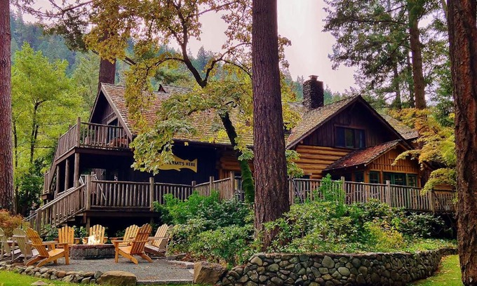 Grants Pass Hotel | Weasku Inn