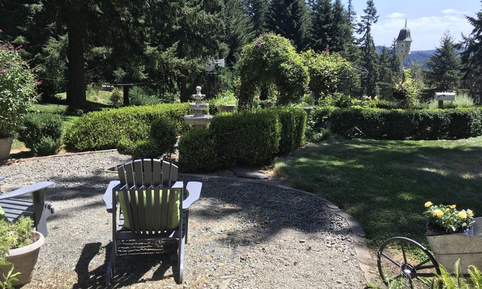 Cottage Grove House | Weddings, Events and Family gatherings.