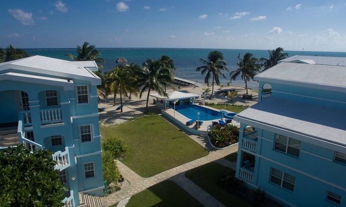San Pedro Condo | 💍WEDDINGS/⛵️REUNIONS/🍾EVENTS-25 Beachfront Rooms-10 Condos