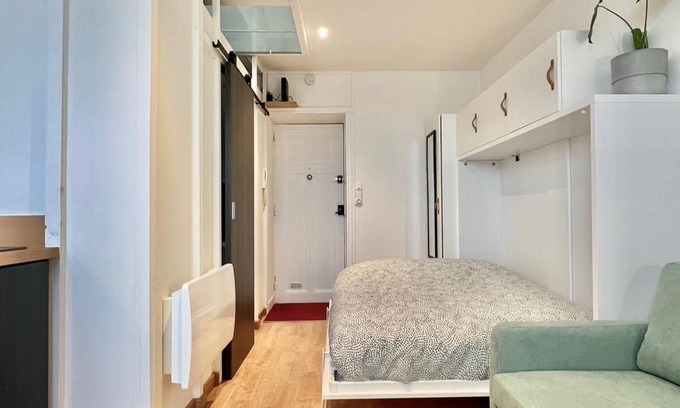 Talensac-Pont Morand Apartment | Weekly rental furnished apartment center