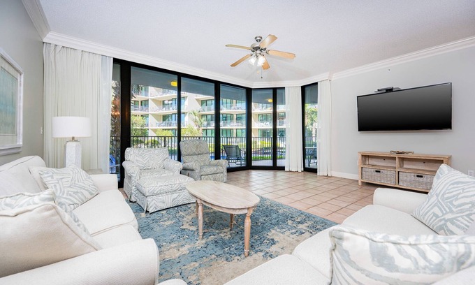 Orange Beach Condo | *WEEKLY SPECIALS!* Phoenix On The Bay *3BR 3BA* Condo 1124