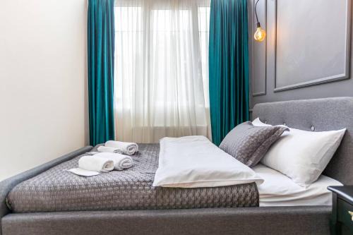 Sololaki Apartment | Wehost Mezzanine Apartment