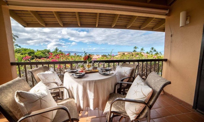 Wailea Condo | WEK 17D Wailea Retreat w Ocean View Pool AC