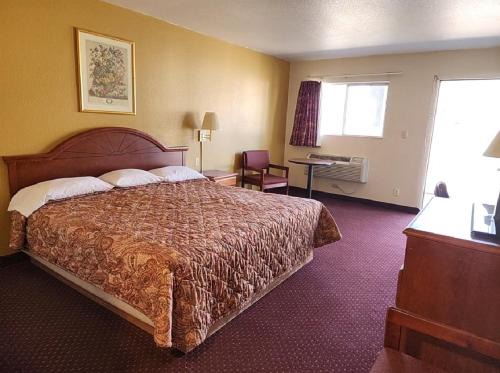 St. Johns Hotel | Welcome Inn and Suites