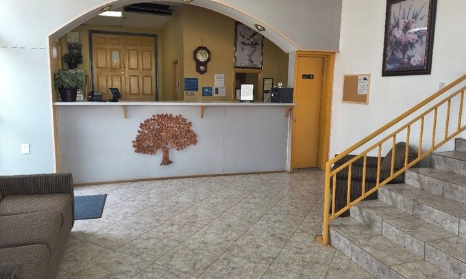 St. Johns Hotel | Welcome Inn and Suites
