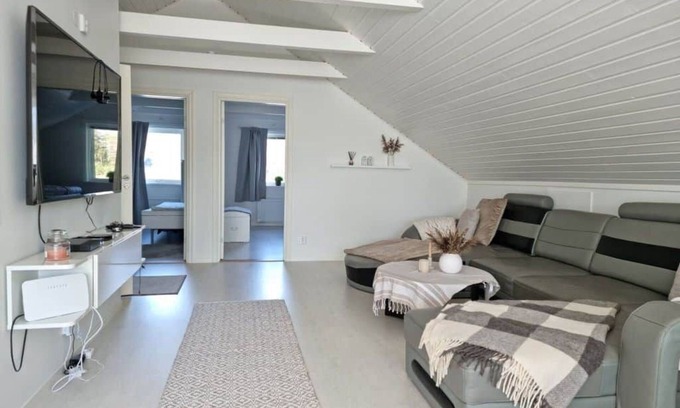 Orust Municipality Apartment | Welcome to the apartment on western Orust.