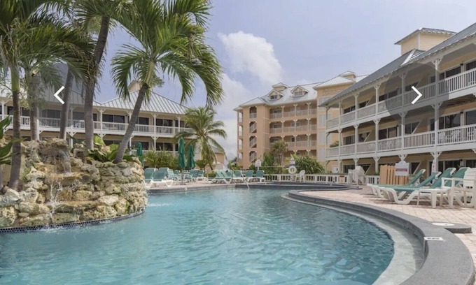 East End Apartment | Welcome the morning sunrise and enjoy unparalleled ocean views!