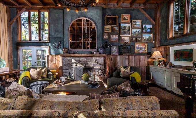 Historic Old Town House | Welcome to Ballard Barn.Fabulous 150 year old barn LIC 149-2022