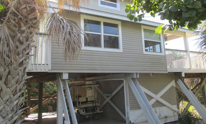 North Captiva House | Welcome to Crab Cakes cottage on beautiful North Captiva Island, Florida
