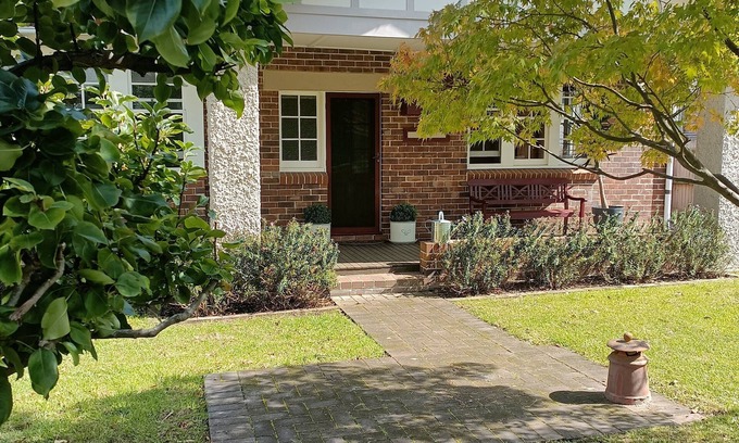 Bowral House | Welcome to Hollyday! 1920s Californian Bungalow in the heart of beautiful Bowral