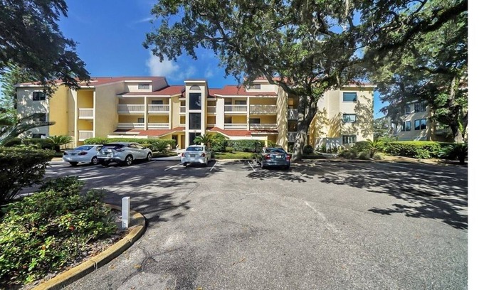 Niceville Apartment | Welcome to Marina Cove Studio Condo on the bay!