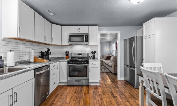 Warrensburg House | Welcome to Mule Country MOWAMI214
