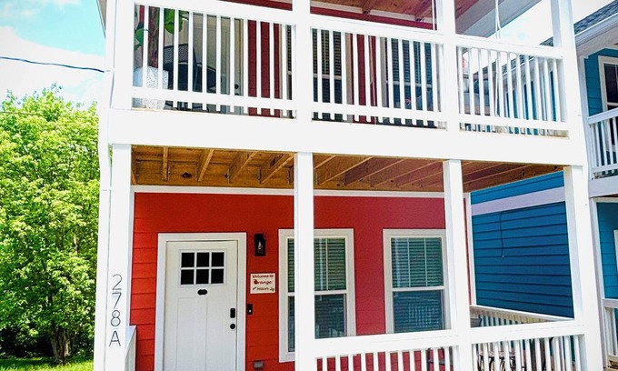 Dandridge House | Welcome to Orange On Main a brand new 3-bed 3 bath house in Dandridge TN
