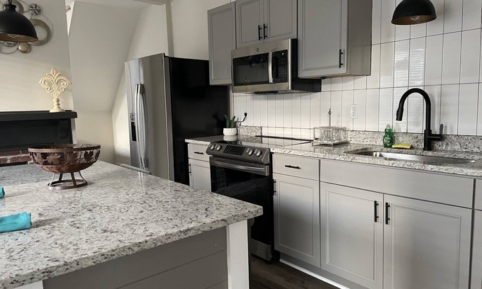 Porterdale House | Welcome to our beautiful home in the historic town of Porterdale.