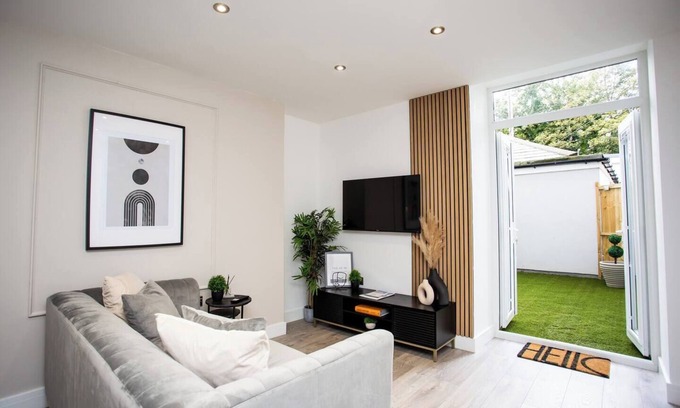 Roker Apartment | Welcome to our newly refurbished modern apartment