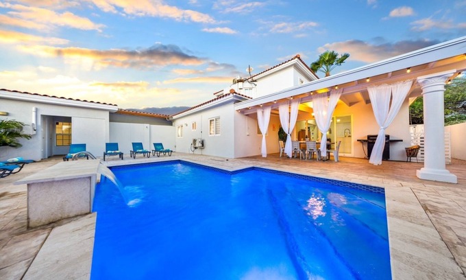 Ponton Villa | Welcome to Palma Lux – Your Private Oasis in Aruba!n