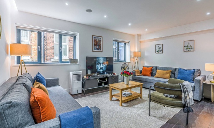 Fulham Broadway Apartment | Welcome to Plotseeker’s Stylish Flat in West London – Near Earl's Court & Fulham
