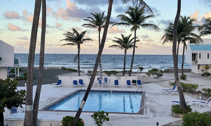 La Grande Princesse Condo | Welcome to Puerta Azul! Newly remodeled oceanside retreat, beach, pool and deck.