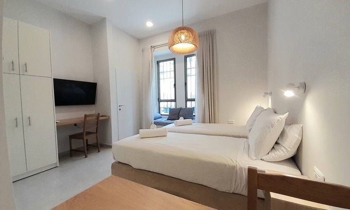 Rehavia Apartment | Welcome to «The Bamboo» by MPJ vacation Rentals Ltd