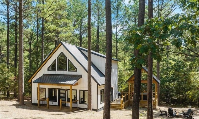 Pickens Cabin | Welcome to the Boujee Bungalow