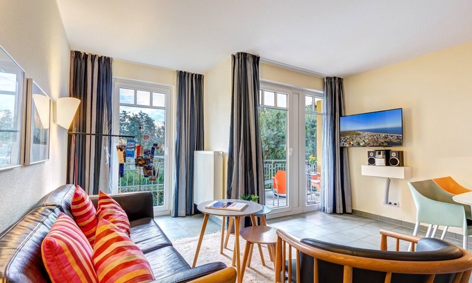 Seebad Bansin Apartment | Welcome to the Schloonseevillen SV25 apartment in the Baltic seaside resort of Bansin.
