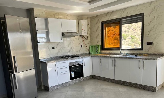 Imi Ouaddar House | Welcome to the surf house