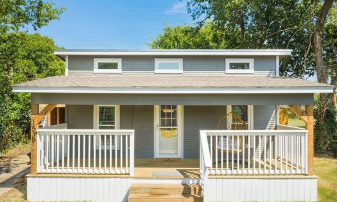 Tulsa House | Welcome to this one-of-a-kind, truly special 1-bedroom house