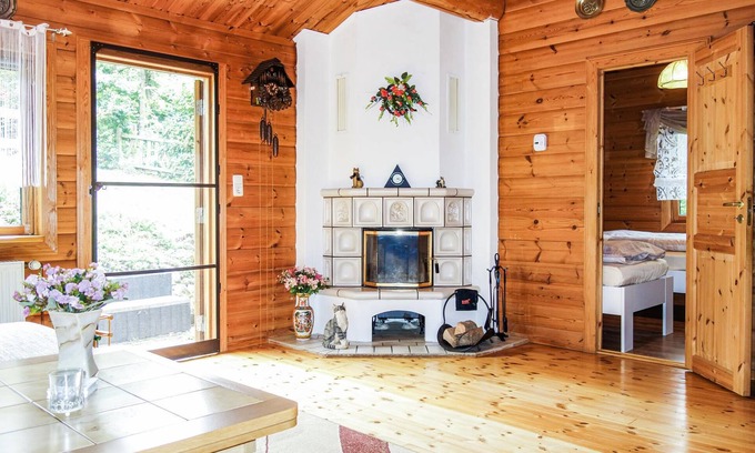 Diemelsee House | Welcome to this quietly located wooden house with terrace.
