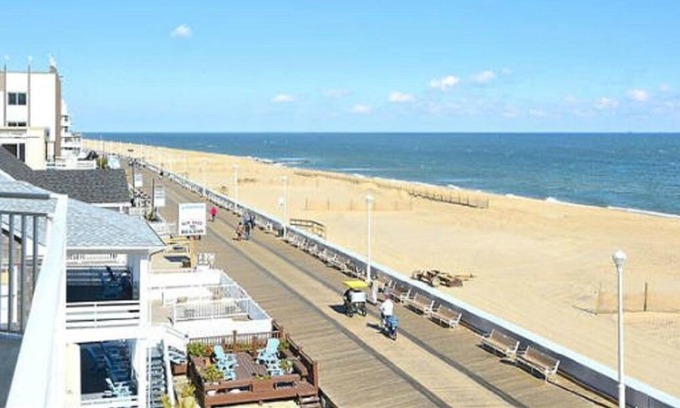 Ocean City Condo | Welcome to Wonderful ~ 3br Ocean front condo at 12th & Boardwalk
