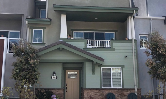 Downtown House | Welcome to Your Beach Retreat in Beautiful Pismodice!