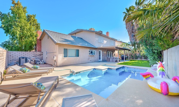 Green Valley North House | Welcome to your Dream Home, up to 12 guests!
