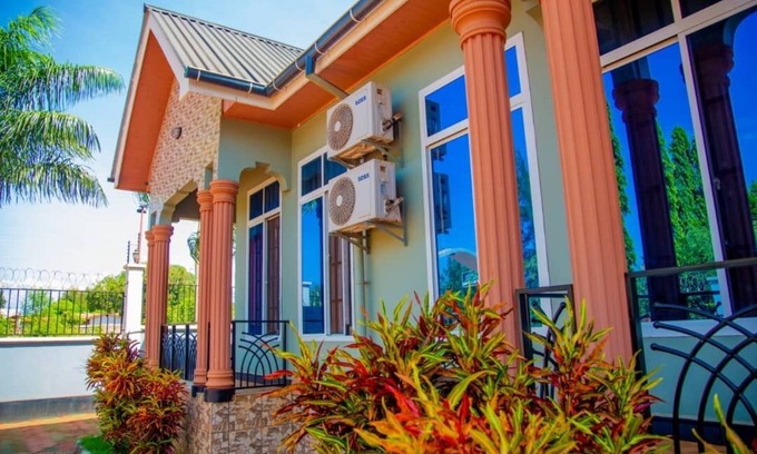 Moshi Apartment | Welcoming 1-bedroom apartment in Kilimanjaro Region