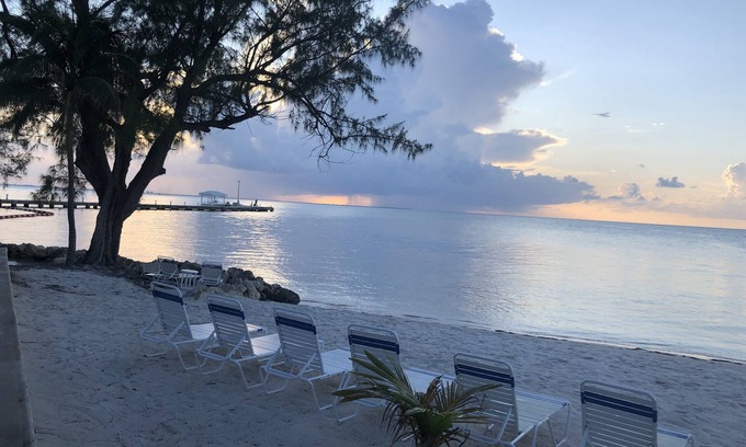 Rum Point Condo | Welcoming 2 bed 2 1/2 bath with stunning ocean views - Retreat # 32