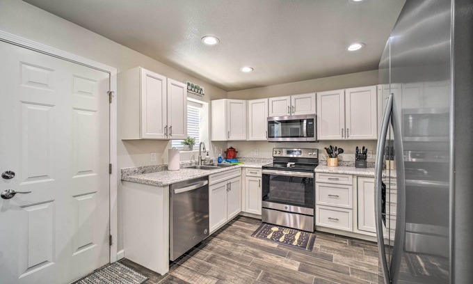 Carlsbad House | Welcoming Carlsbad Home Near Parks & Town!