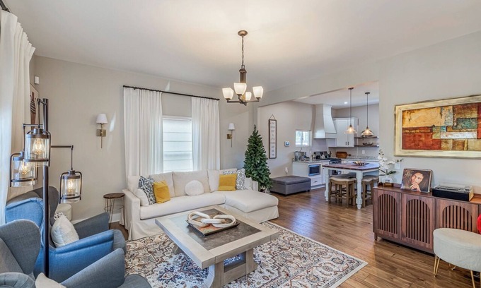 Dunean House | Welcoming cottage in charming Greenville, just minutes from Downtown.