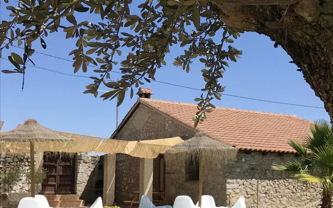 Villanueva del Duque House | Welcoming House in Alcaracejos with Shared Pool