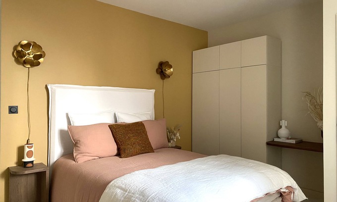 Old Town Apartment | Welcoming, lovely, calm & centrally located