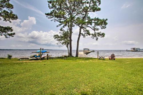 Lillian House | Welcoming Perdido Bay Home Less Than 1 Mile to Dock