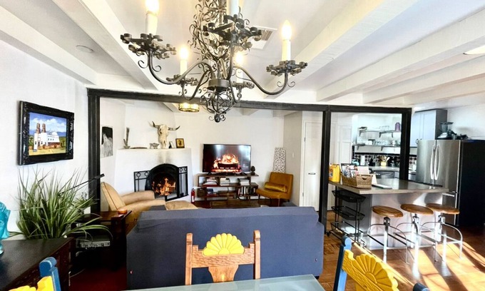 Northeast Santa Fe House | Well Appointed Historic Downtown Casita, Walk to Everything!