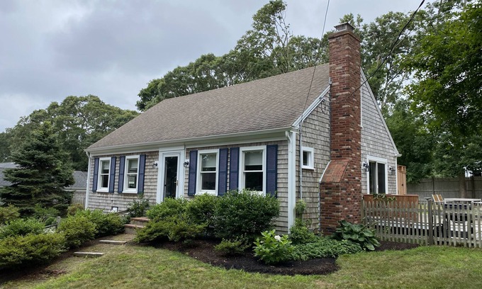 Harwich Center House | Well Appointed Modern 3 bedroom Cape House, Fully Renovated in 2020!