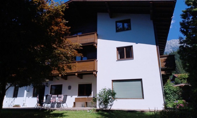 Scheffau am Wilden Kaiser Apartment | Well-equipped vacation apartment with fireplace for 8 (+2) people