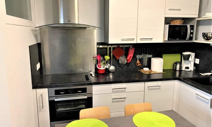 Perros-Guirec Apartment | Well equipped apartment 500m from the beach and shops in PERROS-GUIREC