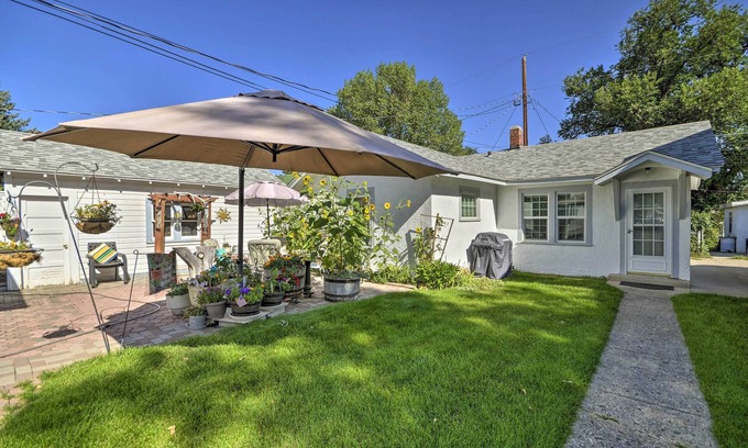Cody Cottage | Well-equipped Cody Cottage: 2 Miles to Cody Rodeo!