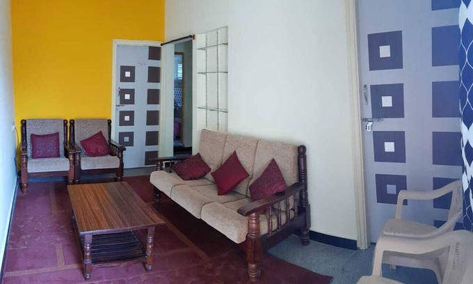 Bengaluru House | Well located 2BHK Flat in 2nd Floor, Independent House Preview listing