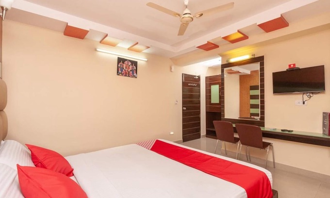 Tirupati Hotel | Well-maintenance Rooms in Tirupati